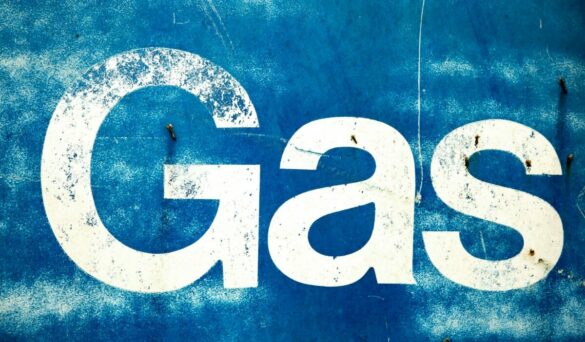 Gas - photo by David Griffiths, Unsplash