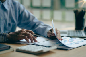 Tariffs, accounting, and budgeting in district heating companies
