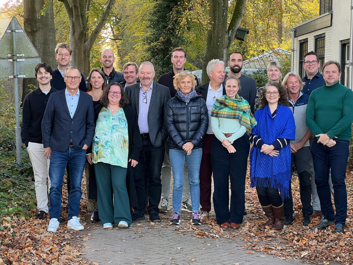 CONFIDENCE - Digging Deeper to Develop DH